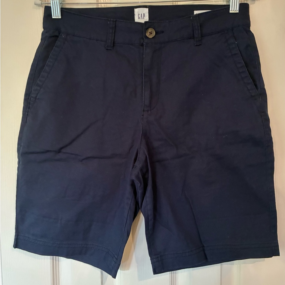 GAP Women’s Dark Blue Flat Front Shorts size 4